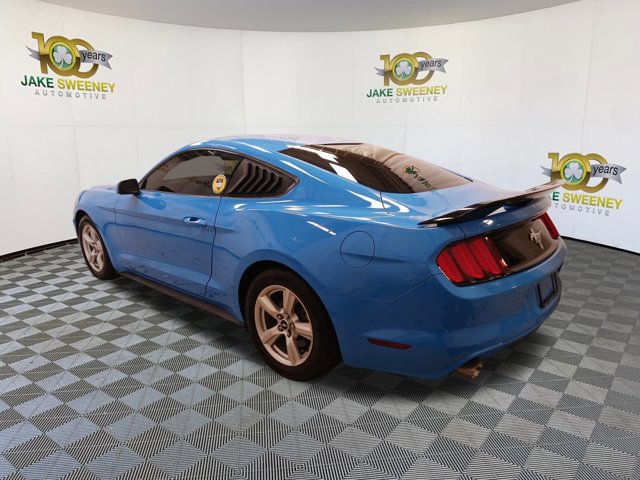 Used 2017 Ford Mustang Coupe image 7