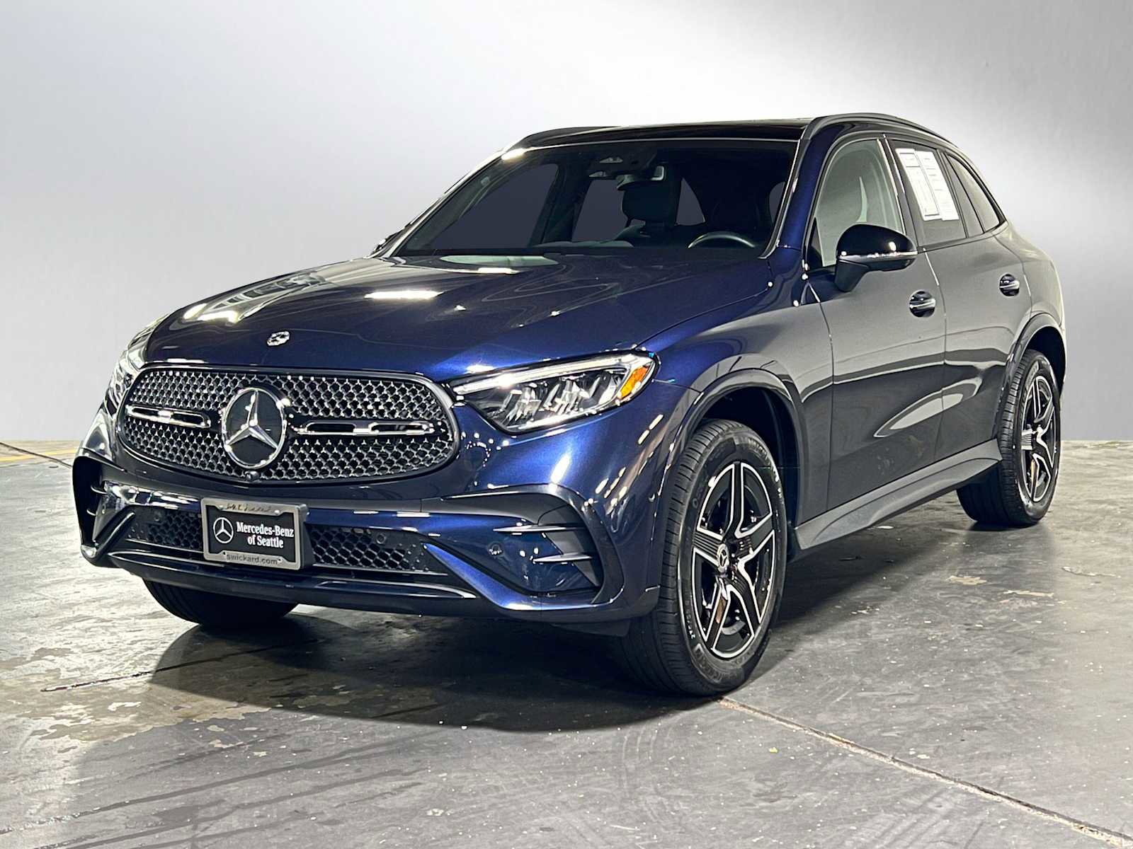 Used 2023 Mercedes-Benz GLC 300 4MATIC image 7