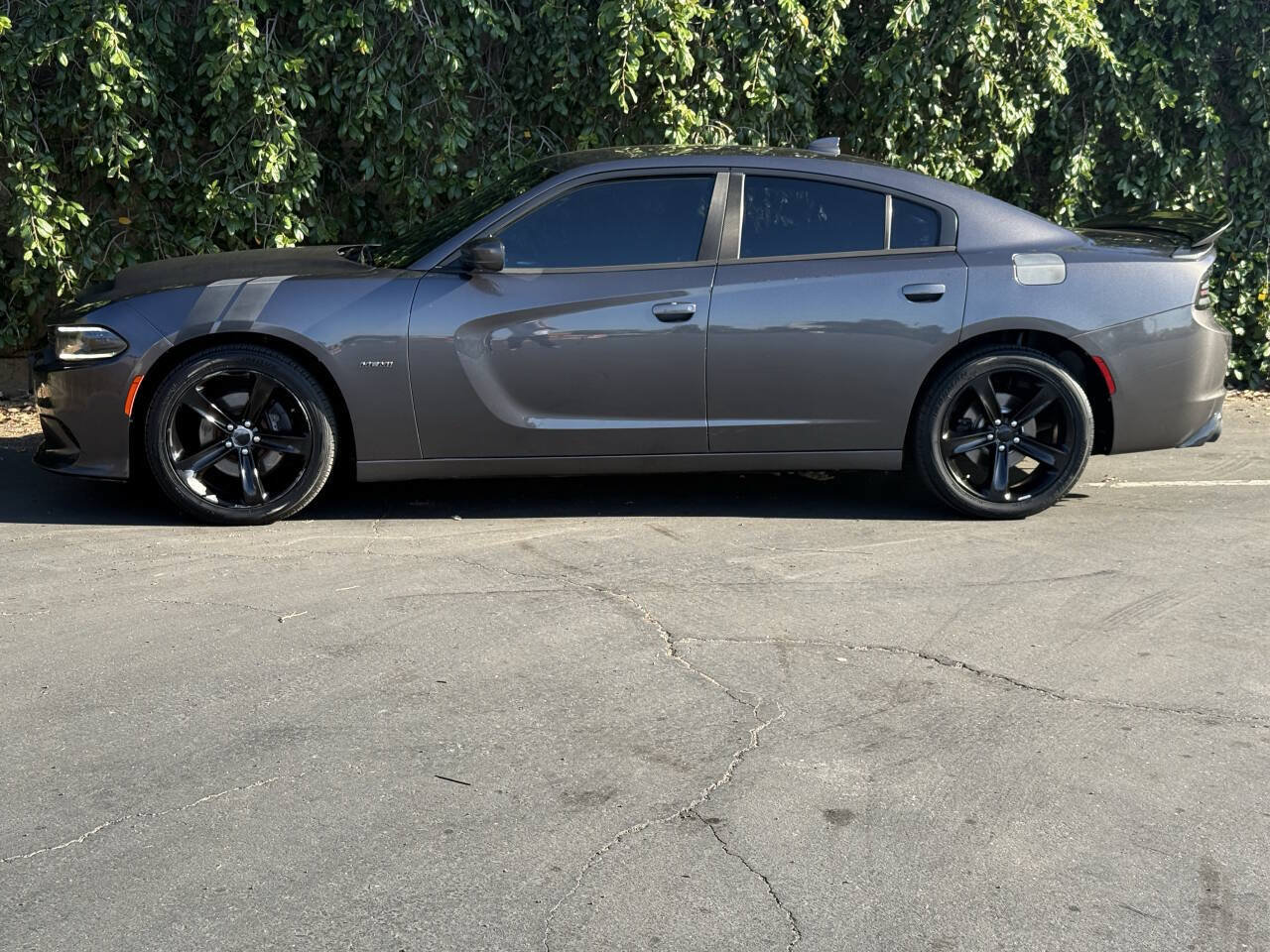 Used 2018 Dodge Charger R/T RWD image 6