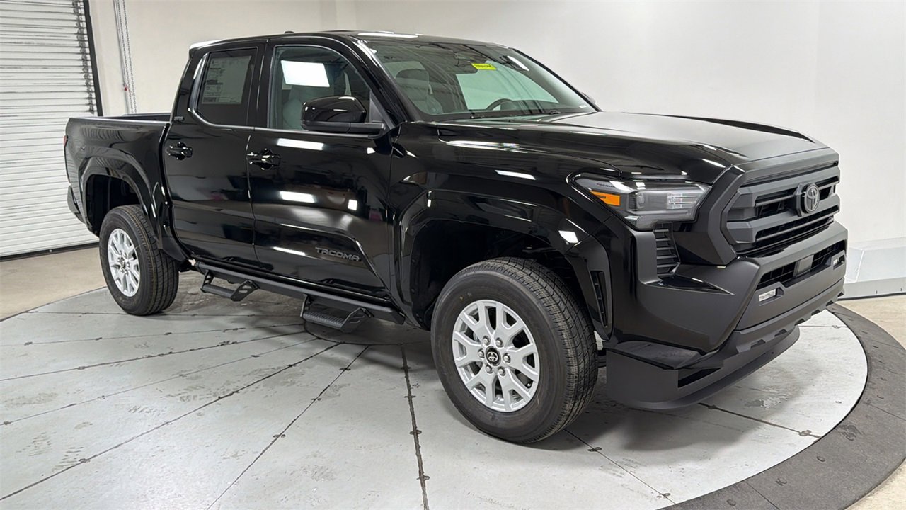 New 2026 Toyota Tacoma SR5 image 3