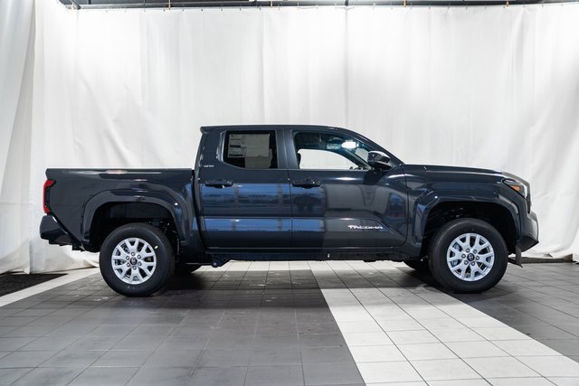 New 2026 Toyota Tacoma SR5 image 3