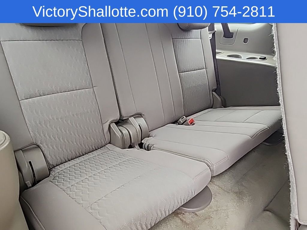 Used 2017 GMC Yukon XL SLE w/ SLE Value Package image 35