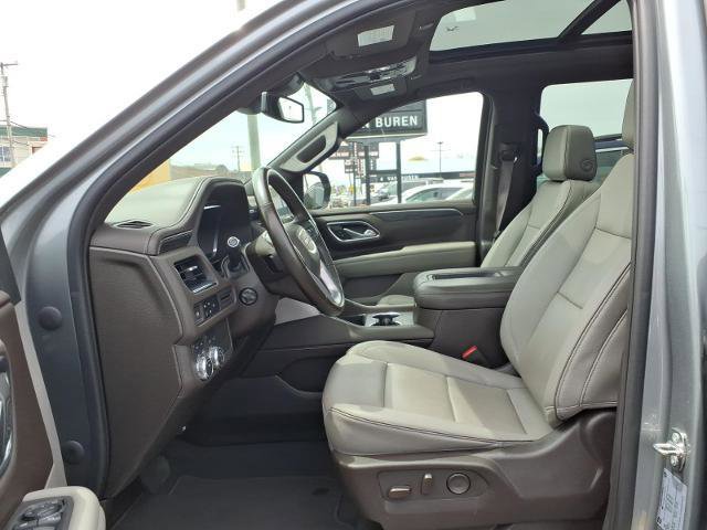 Used 2023 GMC Yukon SLT w/ SLT Premium Package AWD/4WD image 22
