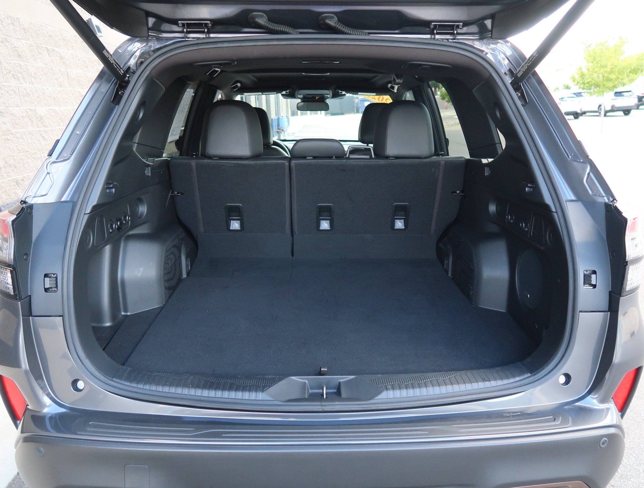 Certified 2025 Subaru Forester Sport AWD/4WD image 36