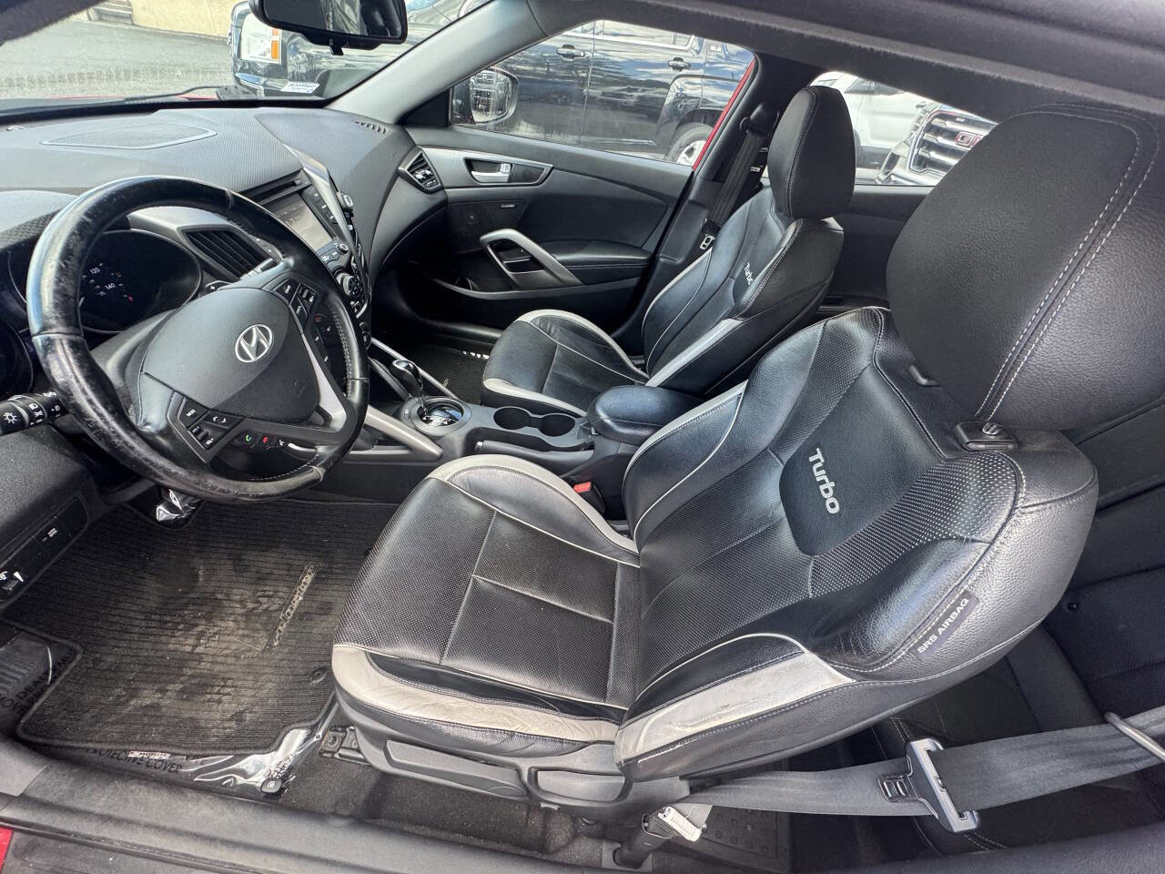 Used 2013 Hyundai Veloster Turbo FWD image 14