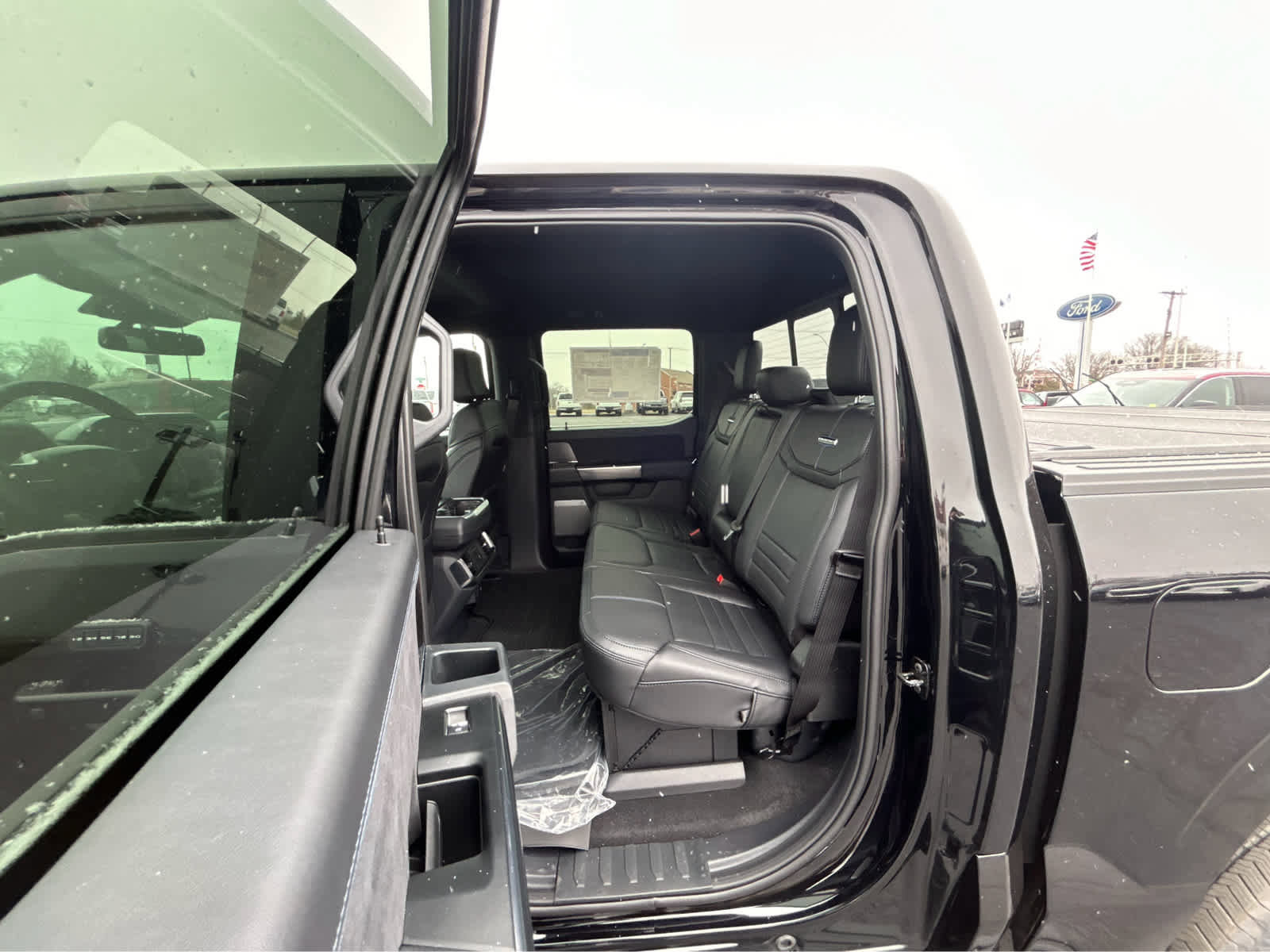 New 2025 Ford F150 Platinum w/ FX4 Off-Road Package image 11