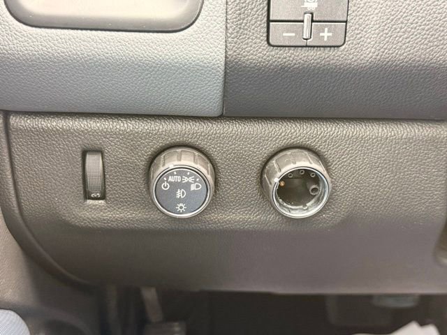 Used 2019 Chevrolet Colorado Z71 AWD/4WD image 32