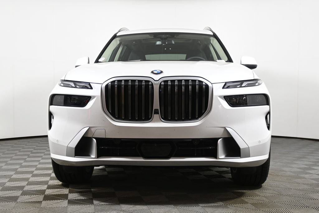 Used 2027 BMW X7 xDrive40i AWD/4WD image 10