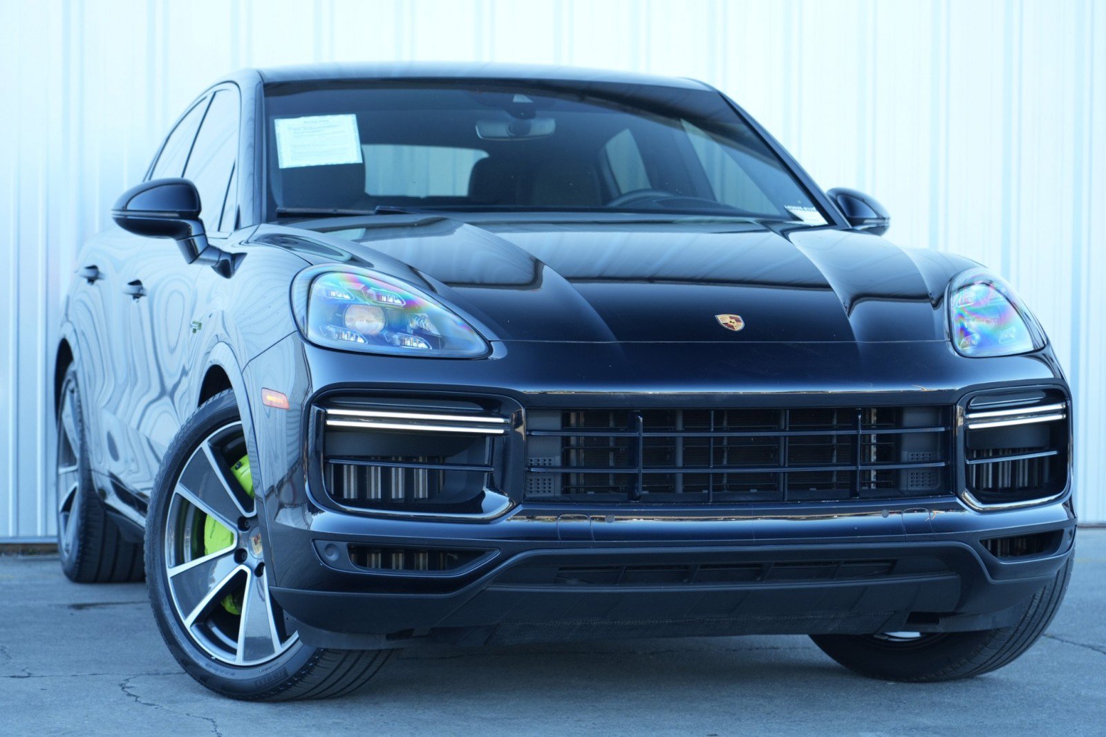 Used 2021 Porsche Cayenne Turbo S image 4