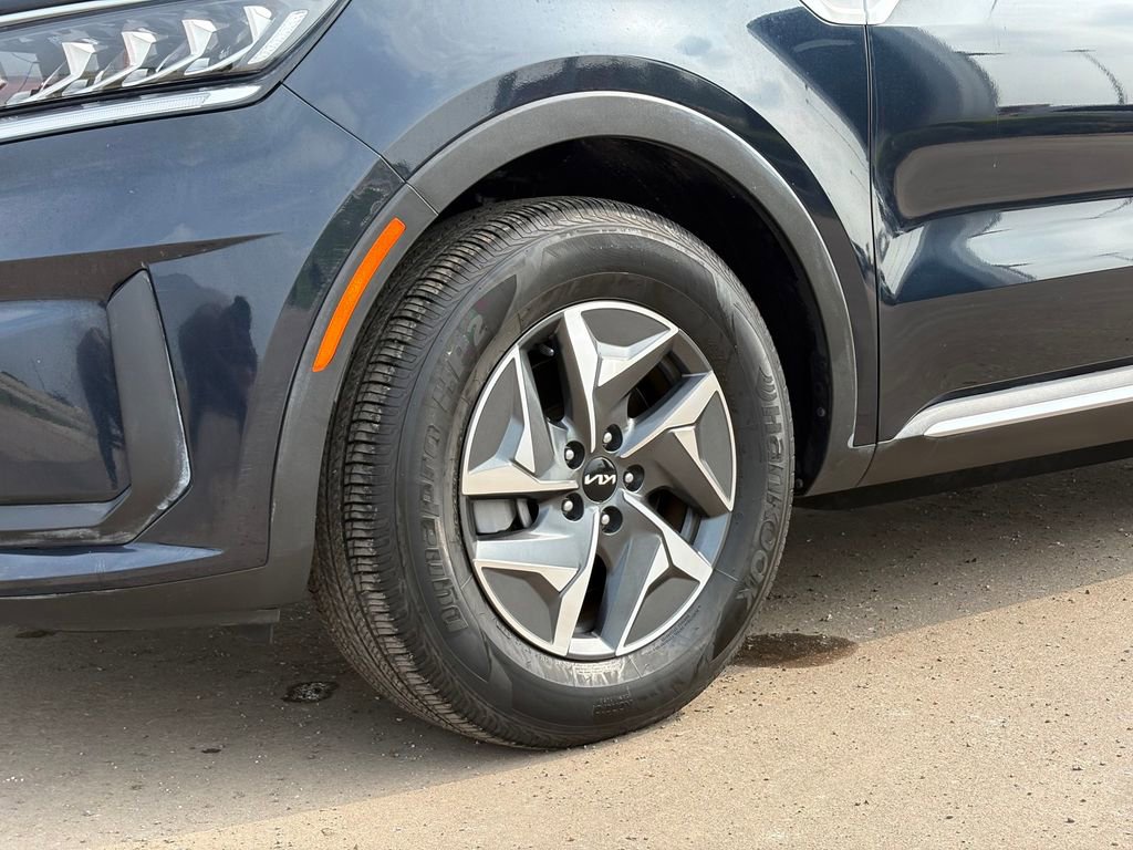 Certified 2022 Kia Sorento S FWD image 9