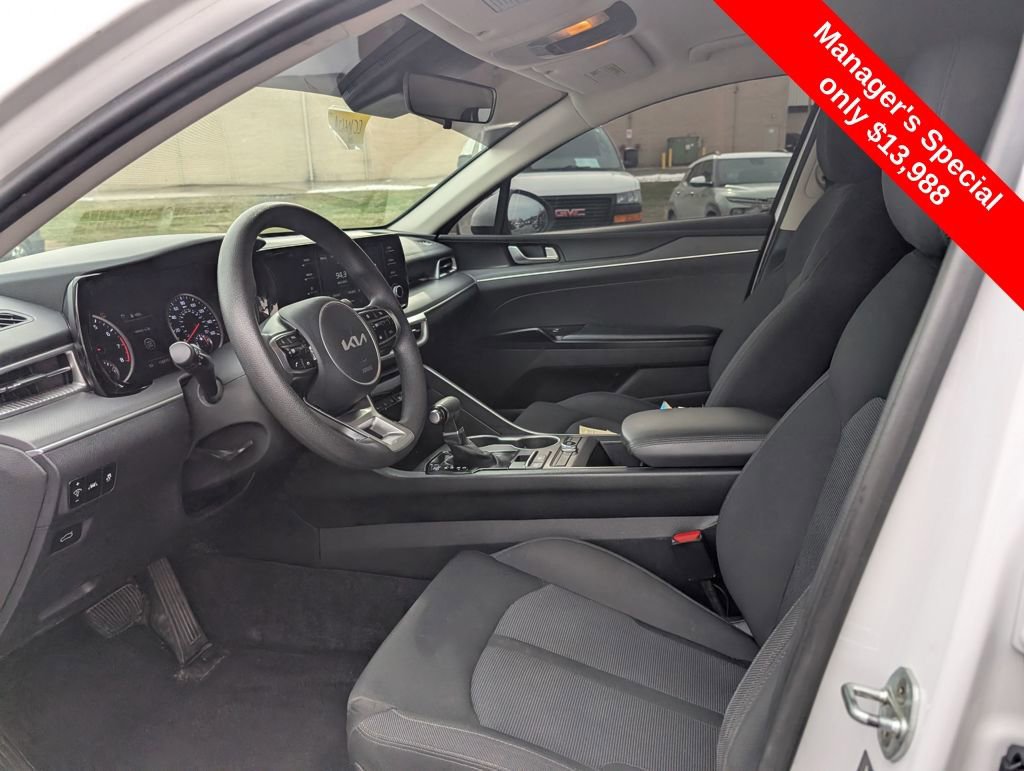 Used 2022 Kia K5 LXS image 13
