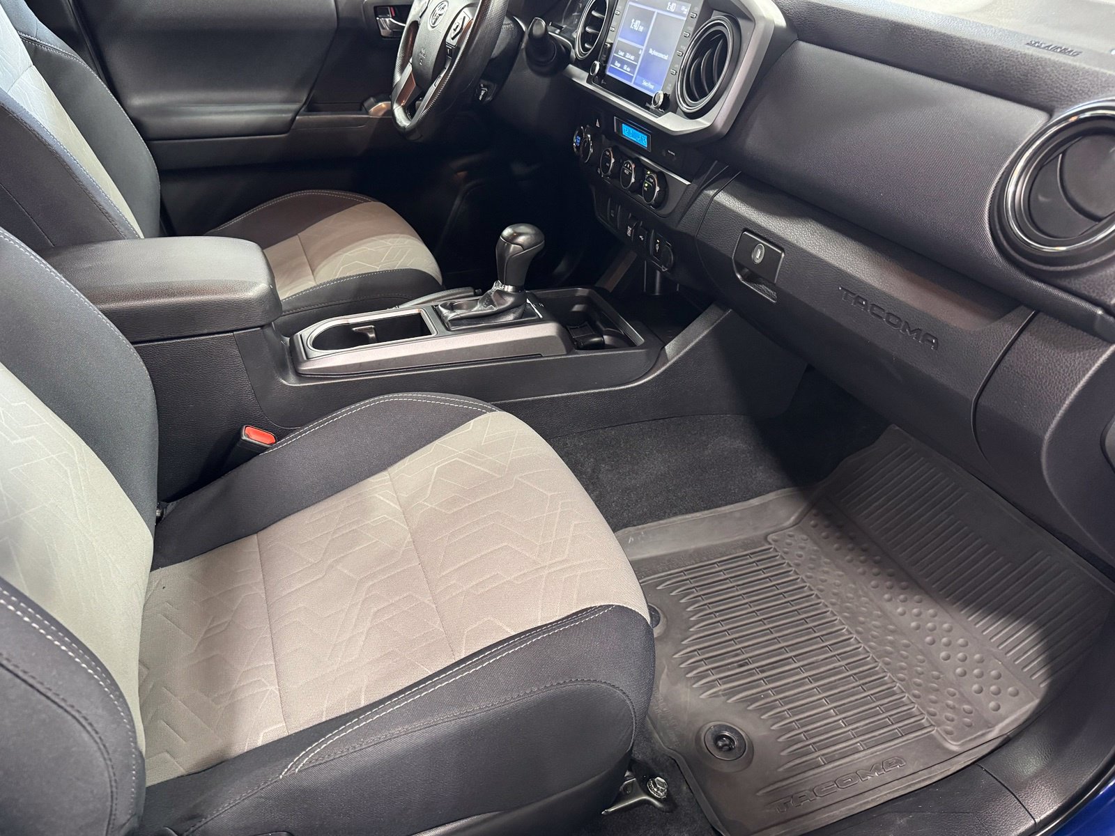 Used 2022 Toyota Tacoma TRD Sport AWD/4WD image 51