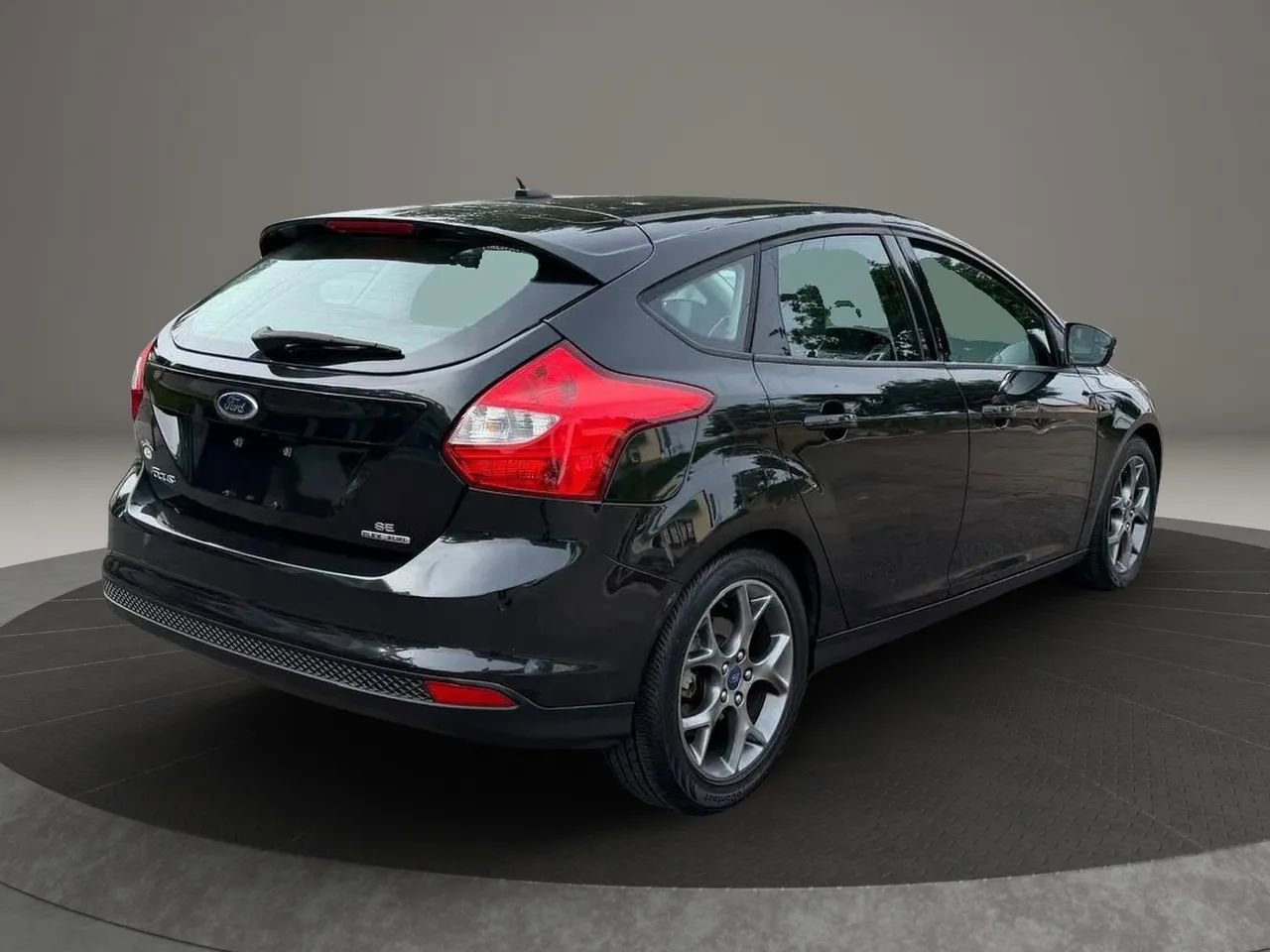 Used 2013 Ford Focus SE image 5