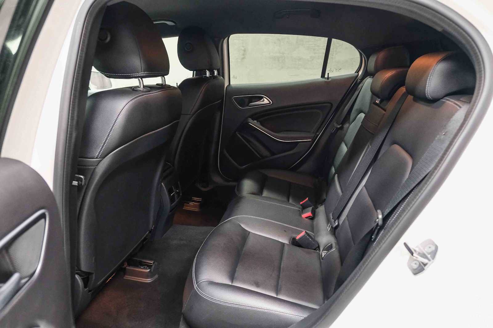Certified 2020 Mercedes-Benz GLA 250 image 23