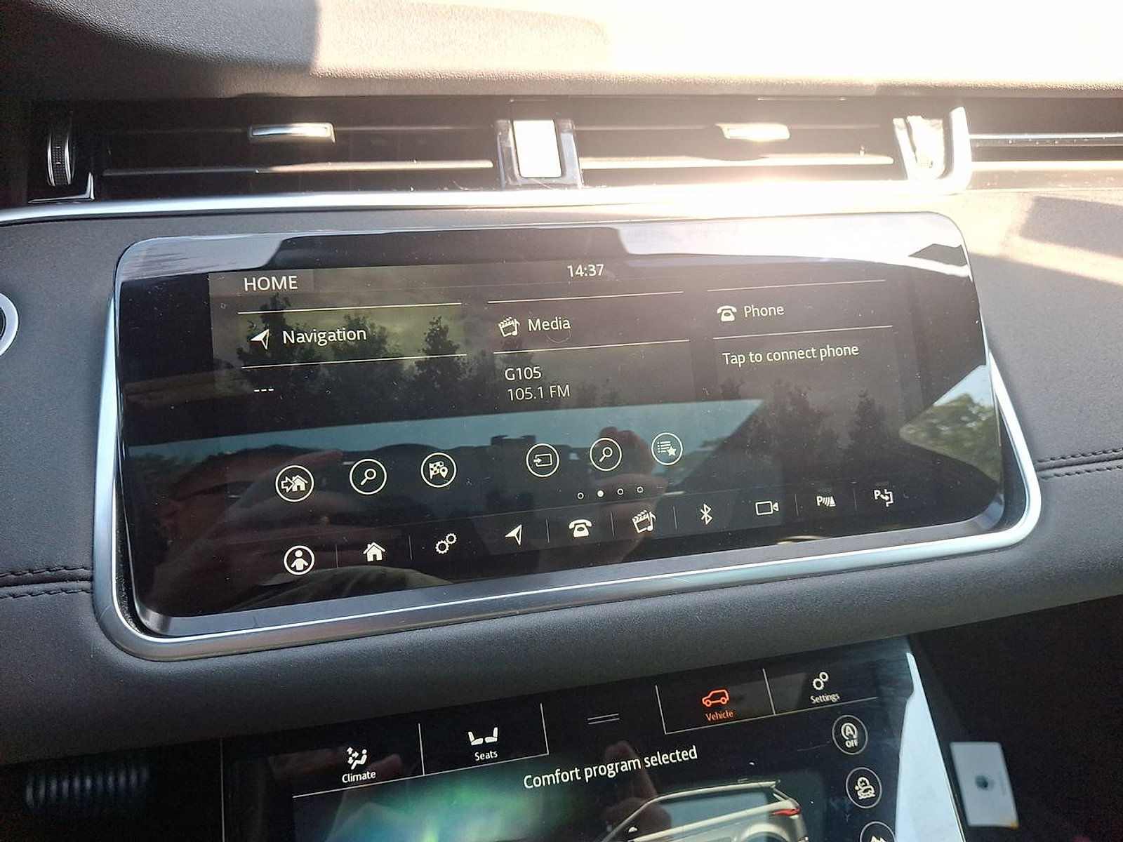 Used 2020 Land Rover Range Rover Evoque SE AWD/4WD image 14
