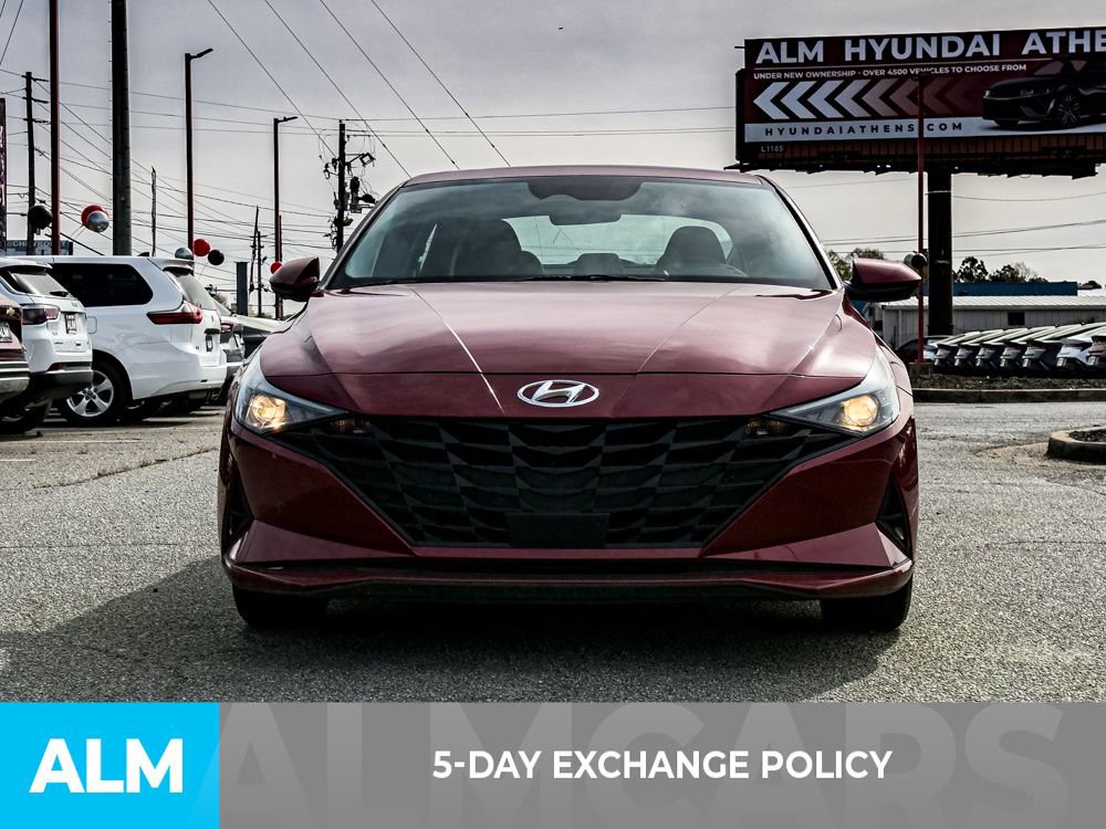 Used 2021 Hyundai Elantra SEL w/ Convenience Package FWD image 3