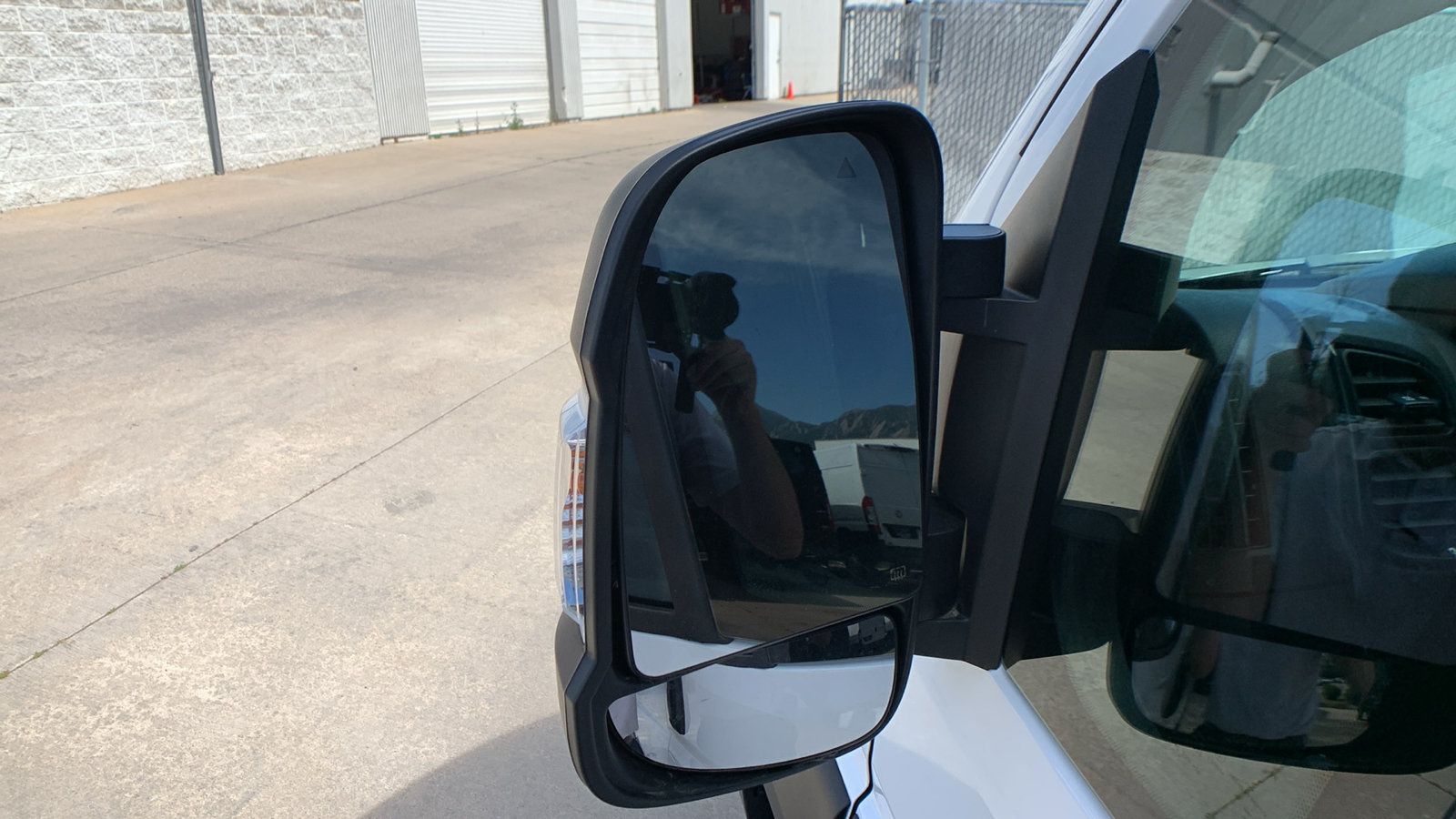 Used 2024 RAM ProMaster 2500 w/ Safety Group FWD image 10