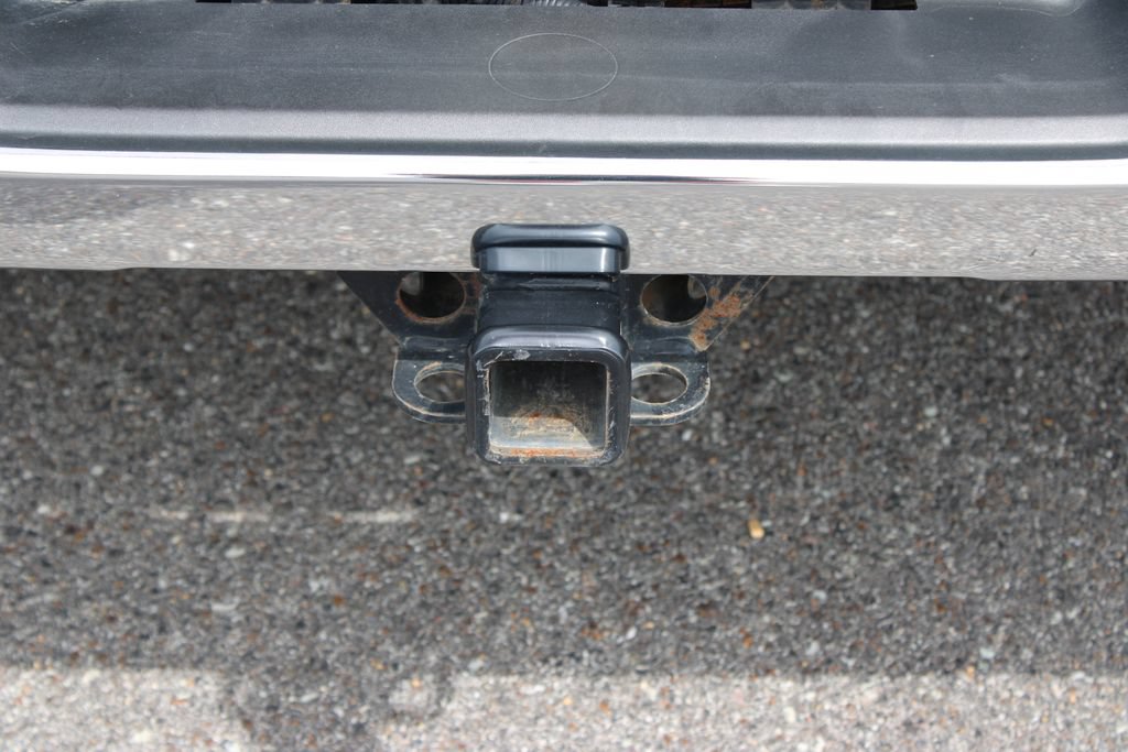 Used 2022 Chevrolet Silverado 1500 LT w/ Safety Package AWD/4WD image 14