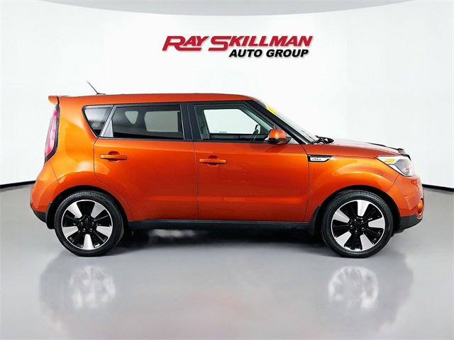 Used 2019 Kia Soul + image 8