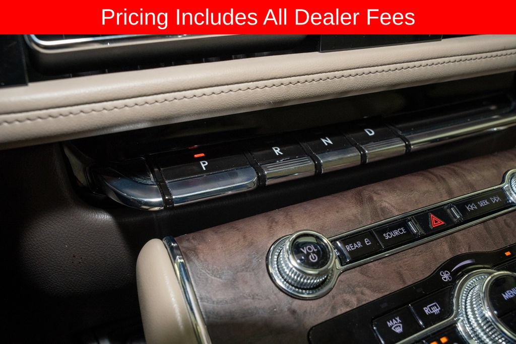 Used 2021 Lincoln Aviator Reserve w/ Equipment Group 201A AWD/4WD image 16