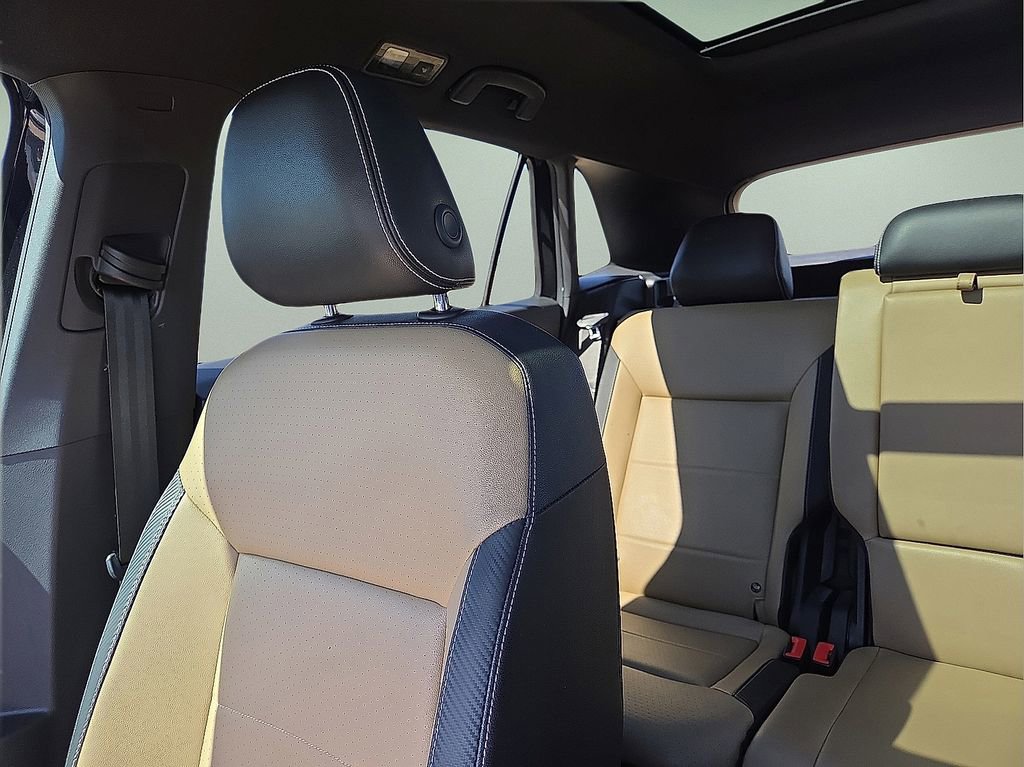 Used 2021 Volkswagen Atlas Cross Sport SE image 29