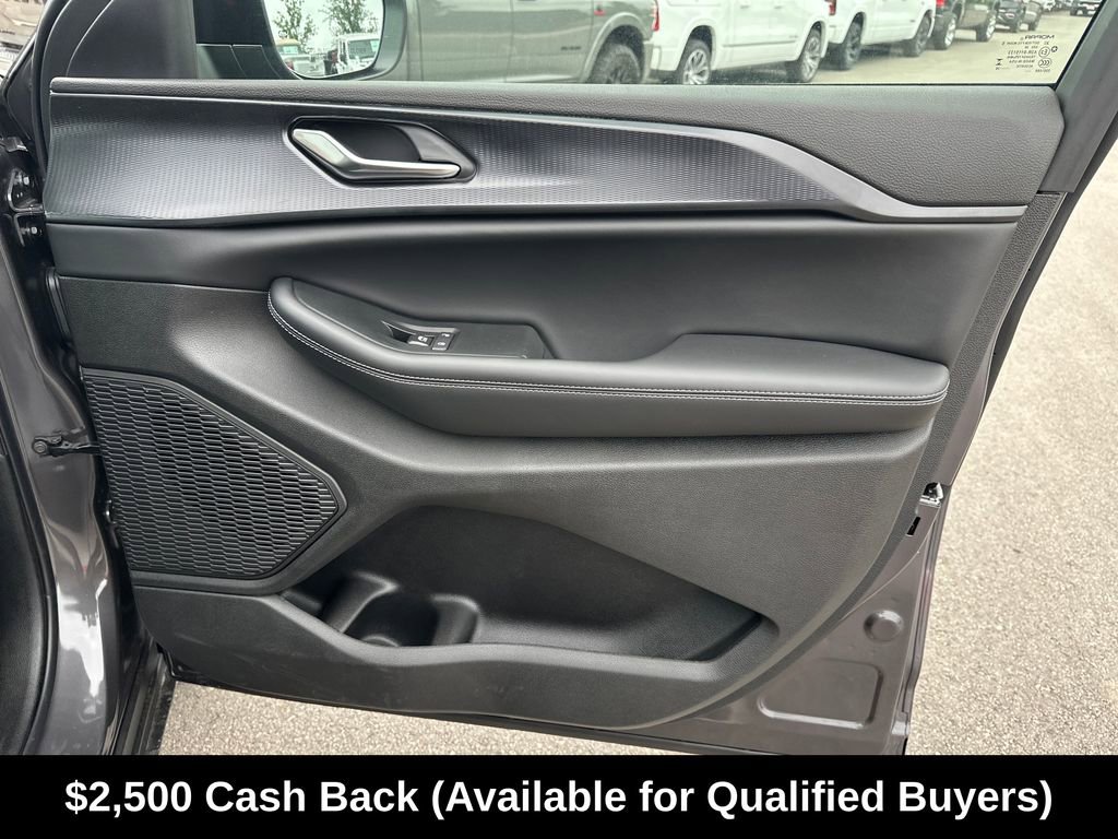 New 2026 Jeep Grand Cherokee Laredo RWD image 34