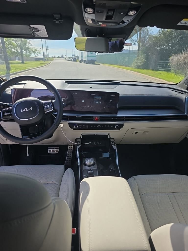 Used 2025 Kia Sorento SX Prestige image 4