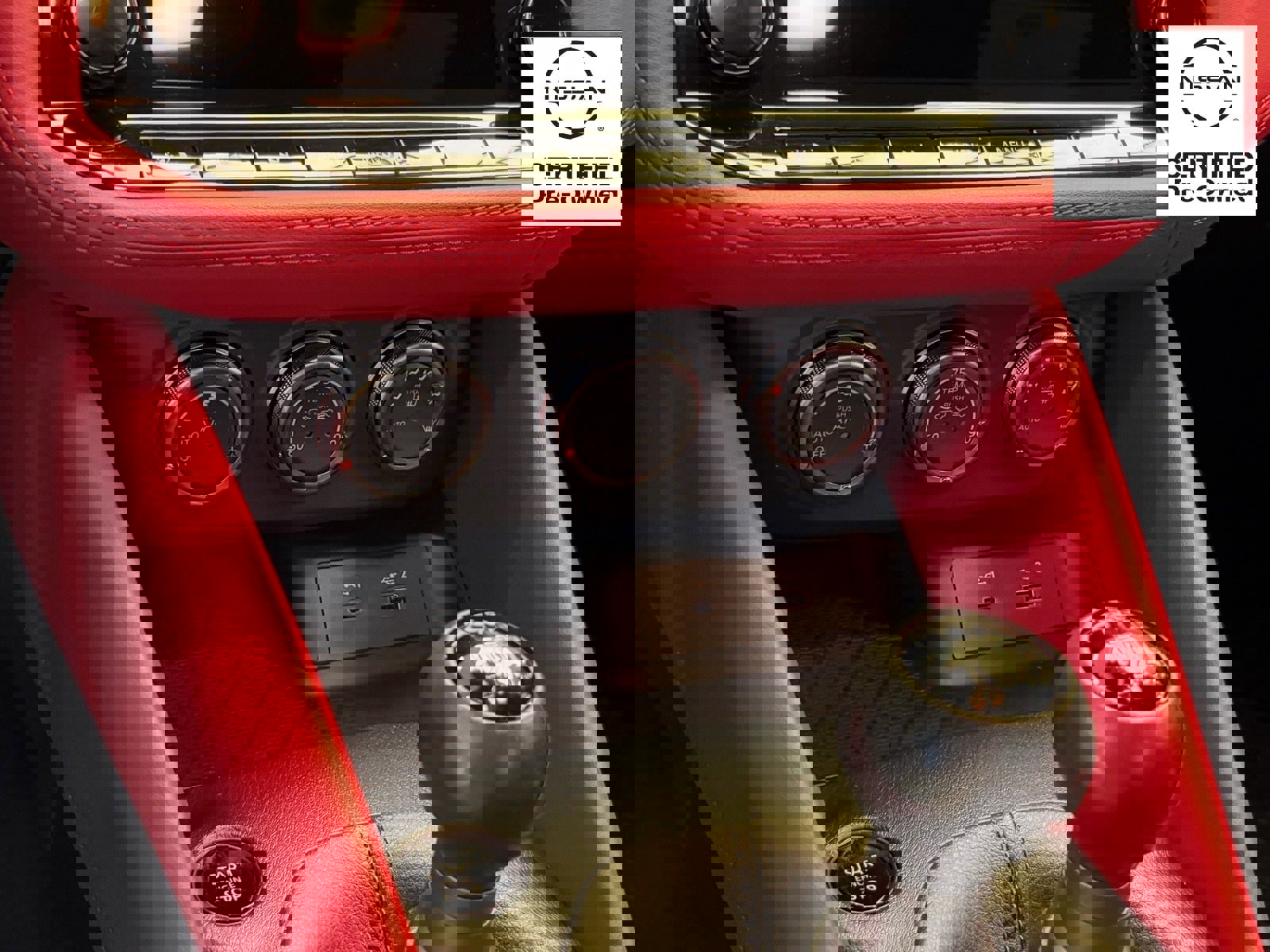 Certified 2024 Nissan Z Performance w/ Floor Mat Package image 24