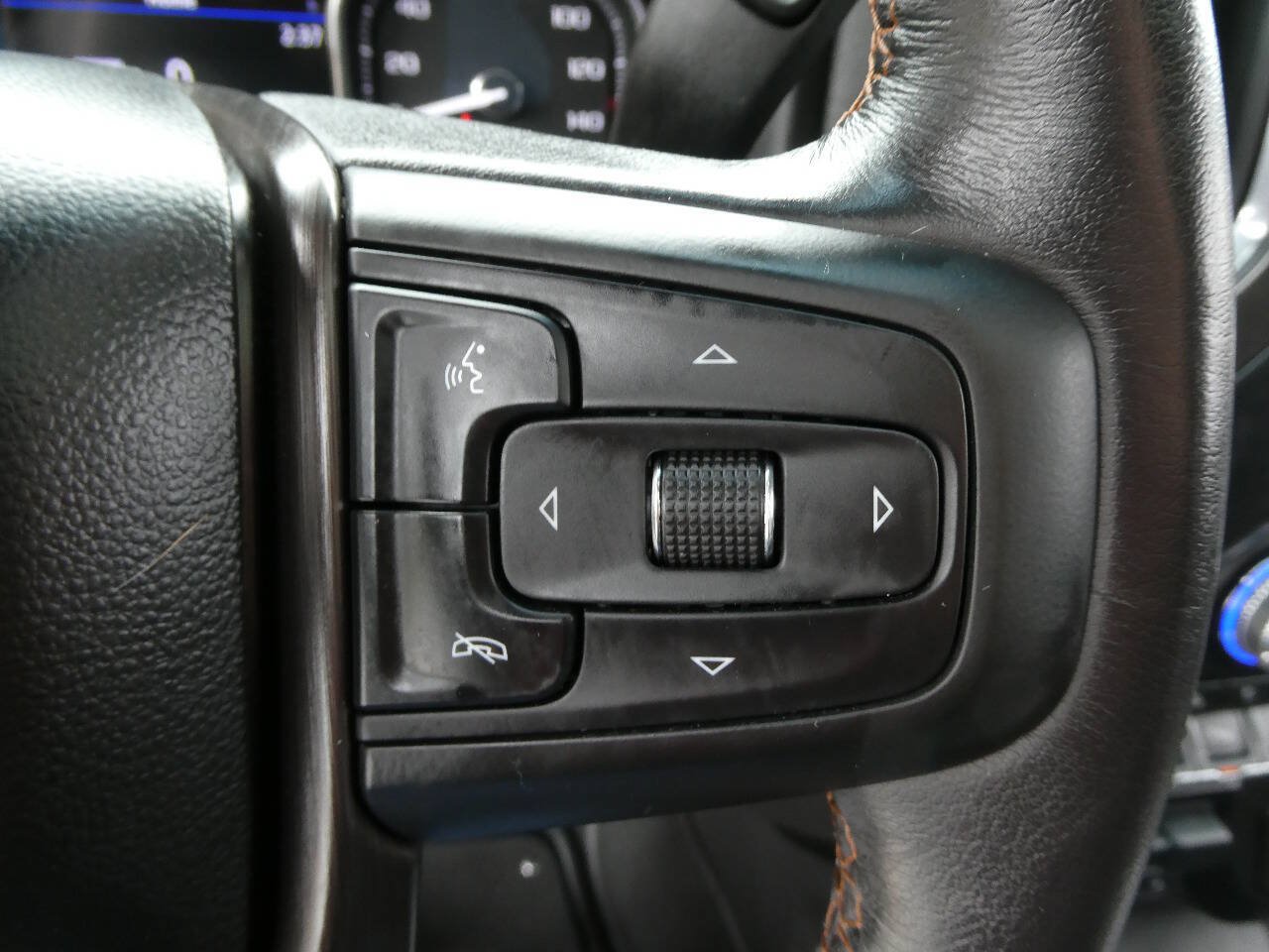 Used 2021 GMC Sierra 1500 AT4 w/ Technology Package AWD/4WD image 13