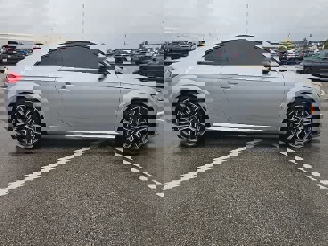 Used 2017 Audi TT 2.0T image 4