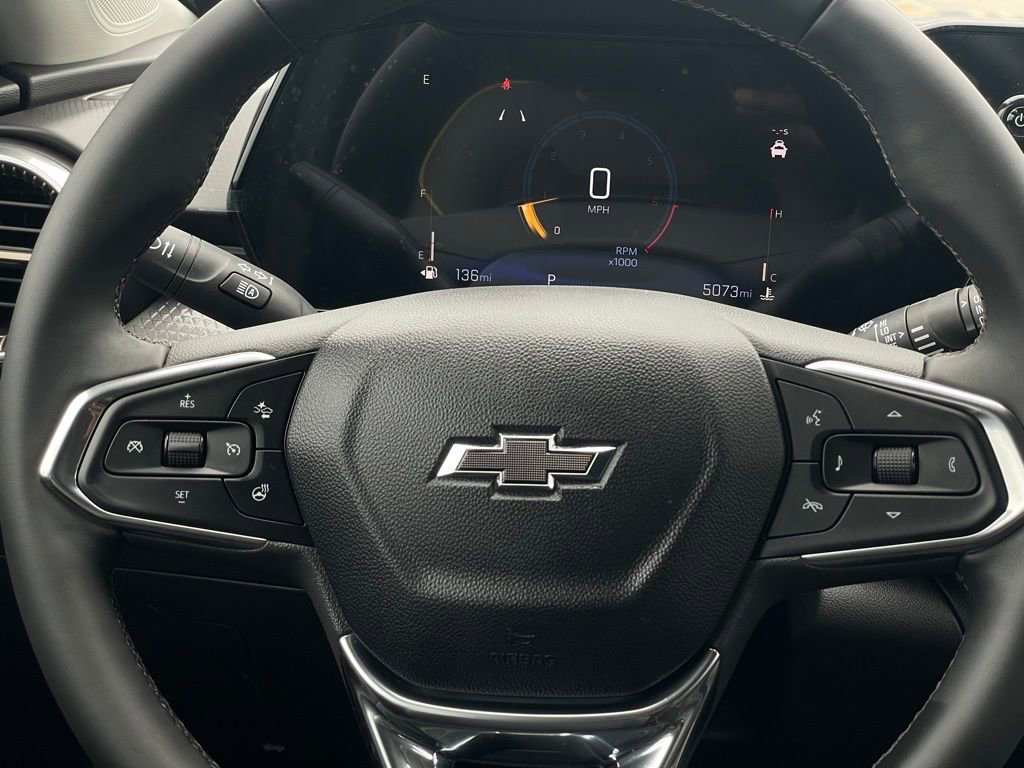 Used 2025 Chevrolet Trax ACTIV w/ Driver Confidence Package image 12