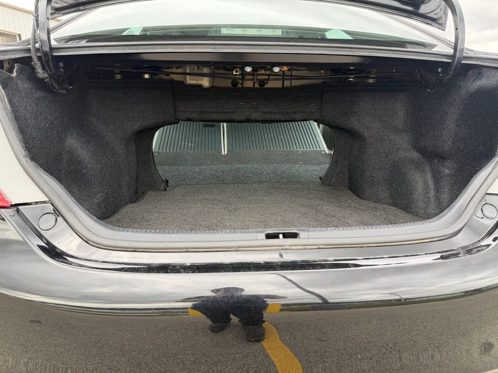 Used 2012 Toyota Camry XLE w/ Leather Pkg FWD image 8
