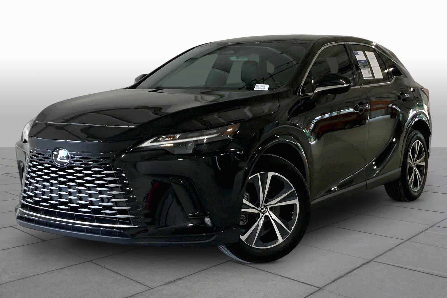 Used 2024 Lexus RX 350 FWD w/ Technology Package image 2