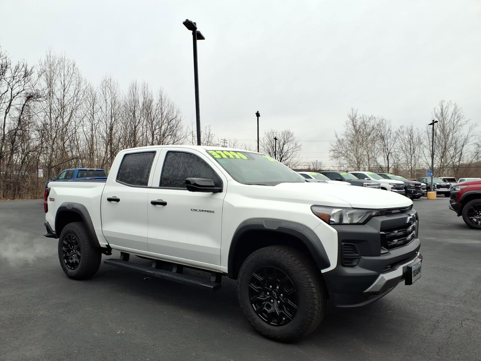 Used 2024 Chevrolet Colorado Trail Boss w/ Technology Package
