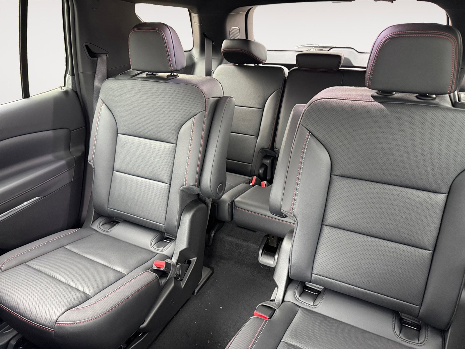 New 2026 Chevrolet Traverse Z71 w/ Enhanced Driving Package image 13