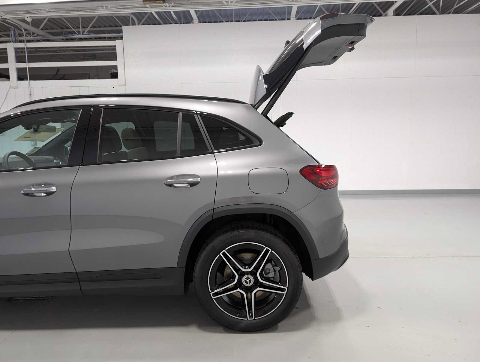 New 2026 Mercedes-Benz GLA 250 4MATIC image 9