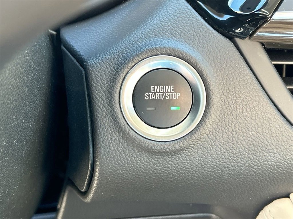 Used 2020 Buick Envision Premium w/ Driver Confidence Package image 32