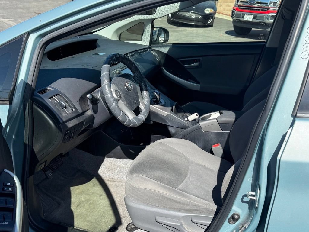 Used 2015 Toyota Prius Two FWD image 7