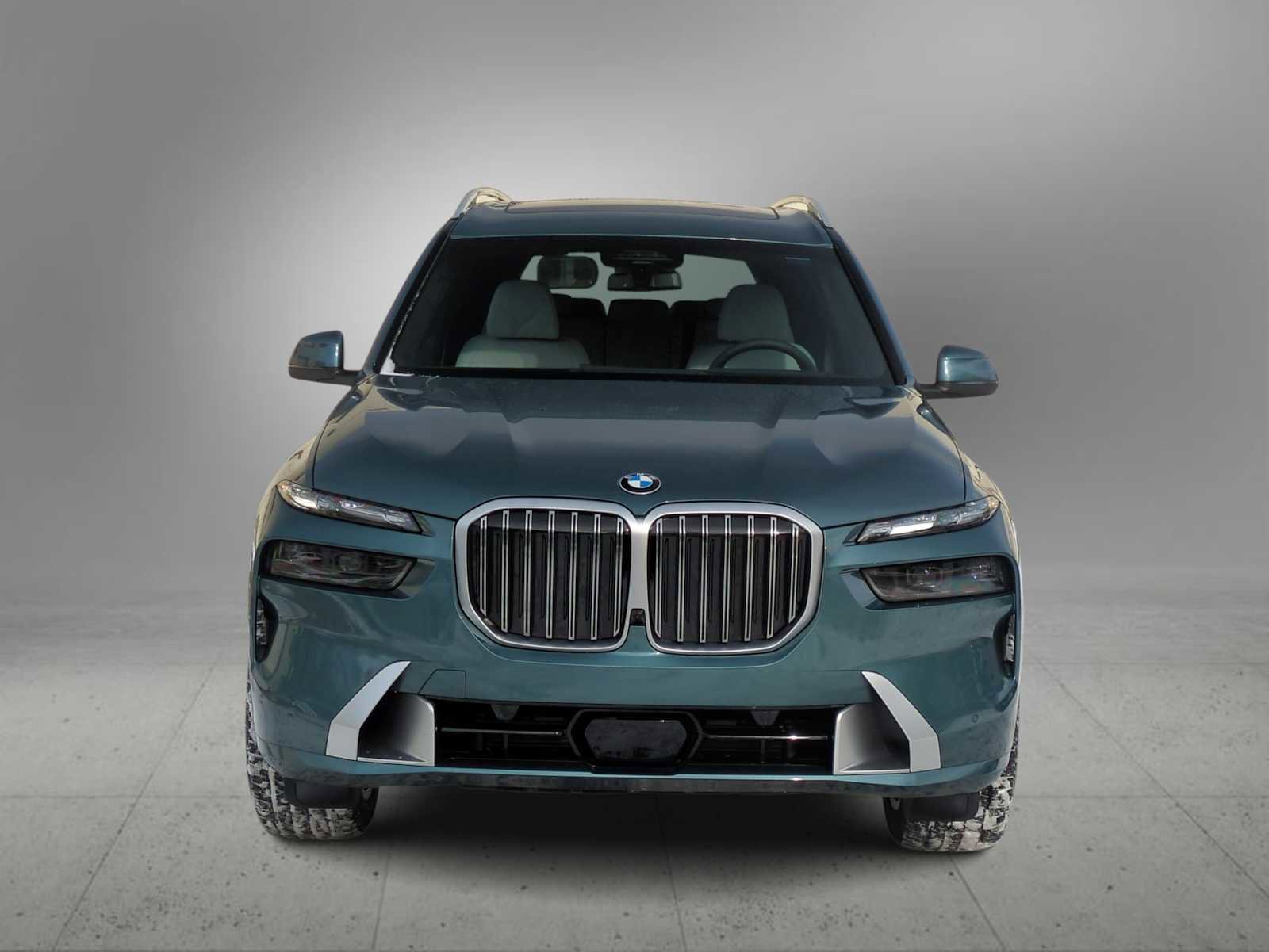 New 2026 BMW X7 xDrive40i image 3