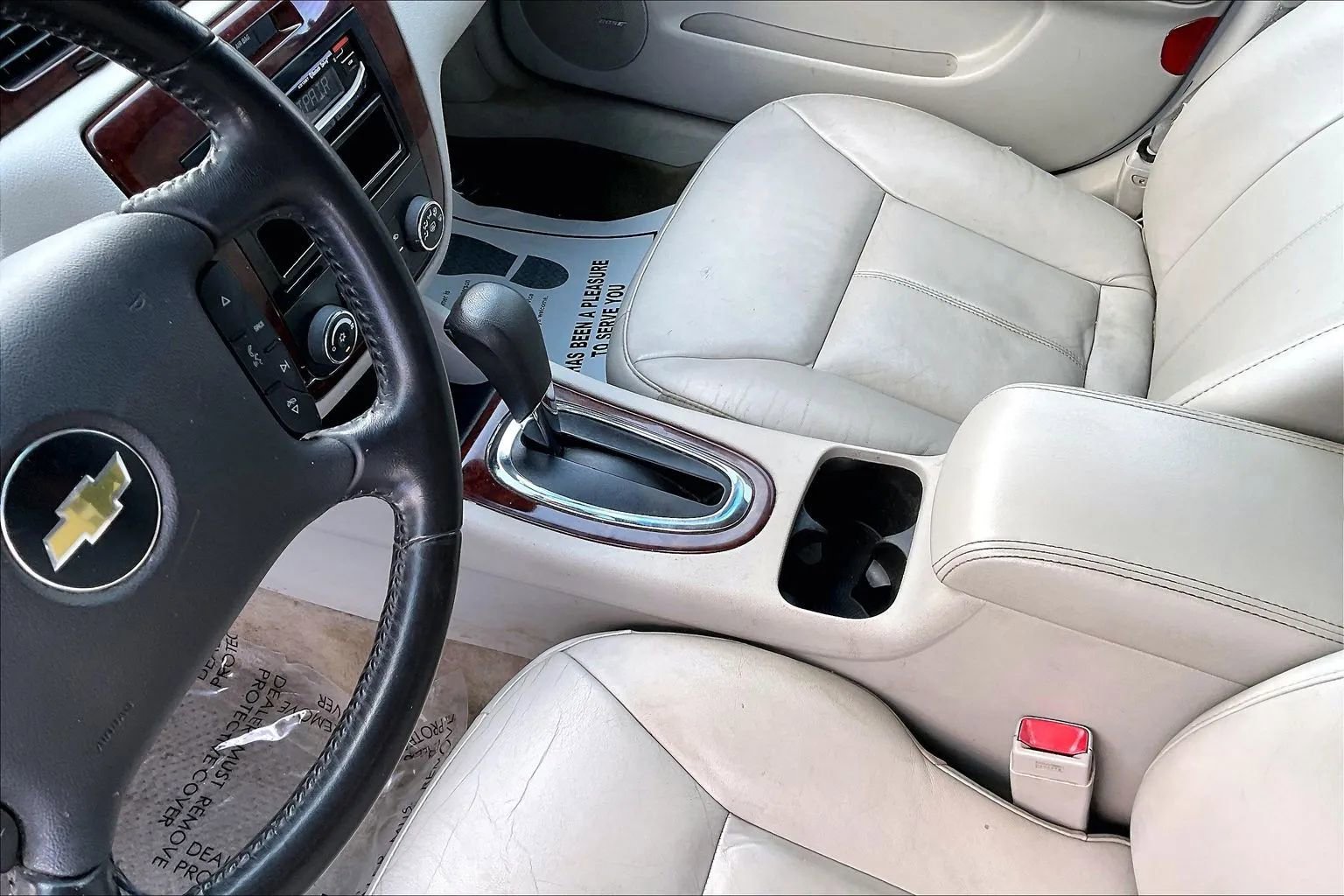 Used 2011 Chevrolet Impala LT w/ Luxury Edition Package FWD image 20