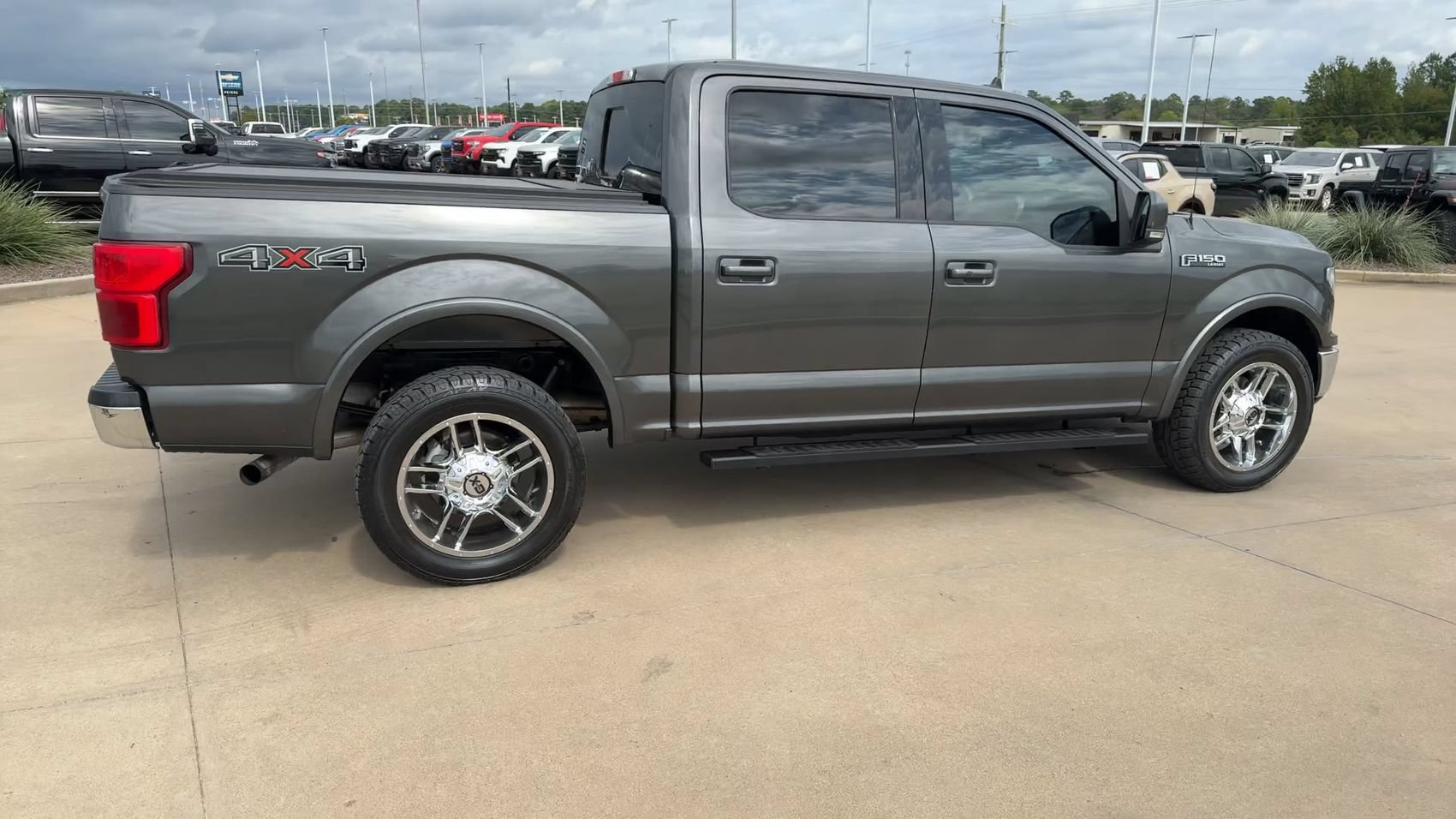 Used 2020 Ford F150 Lariat AWD/4WD image 9