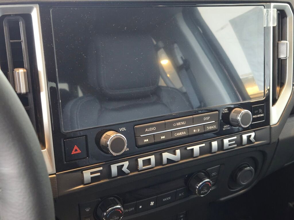 New 2025 Nissan Frontier SV w/ SV Convenience Package AWD/4WD image 30