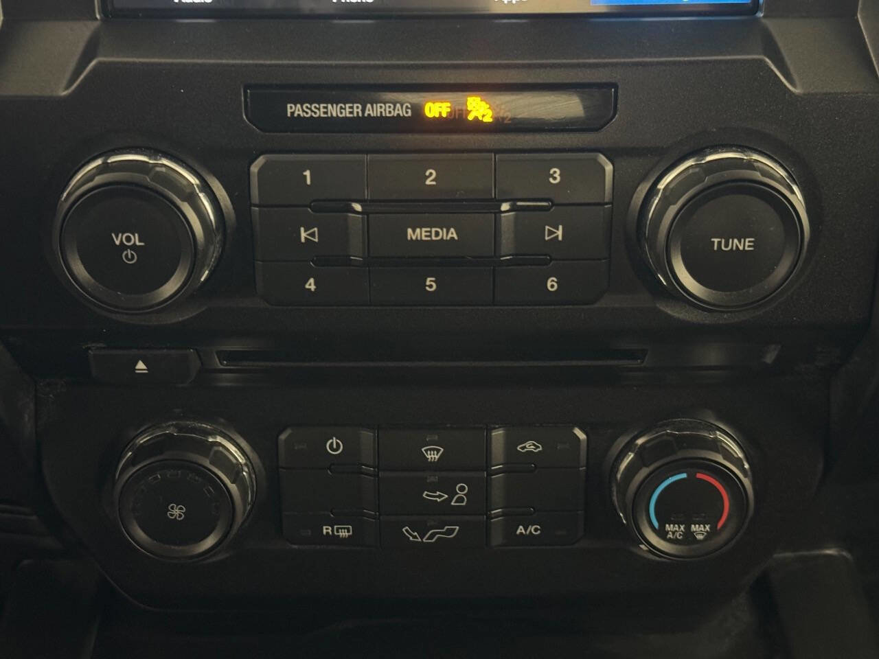 Used 2018 Ford F150 XL w/ Equipment Group 101A Mid image 33