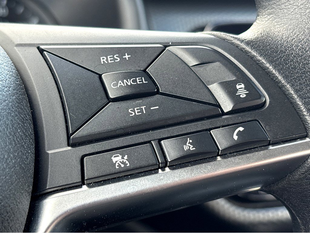 Used 2024 Nissan Kicks SV FWD image 16