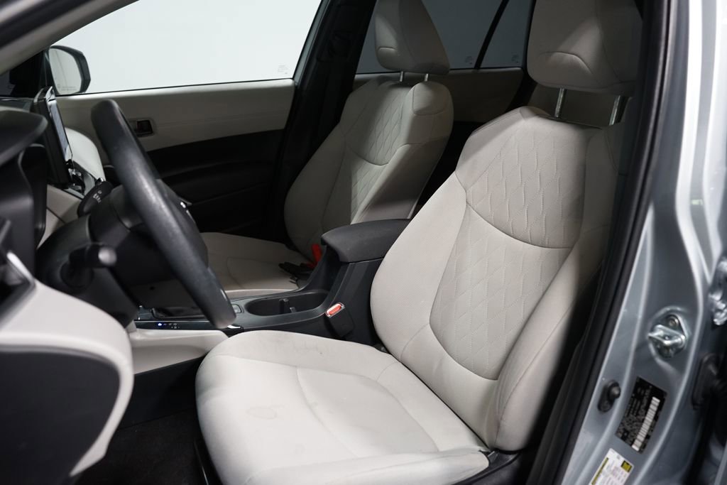 Used 2023 Toyota Corolla Cross L FWD image 6