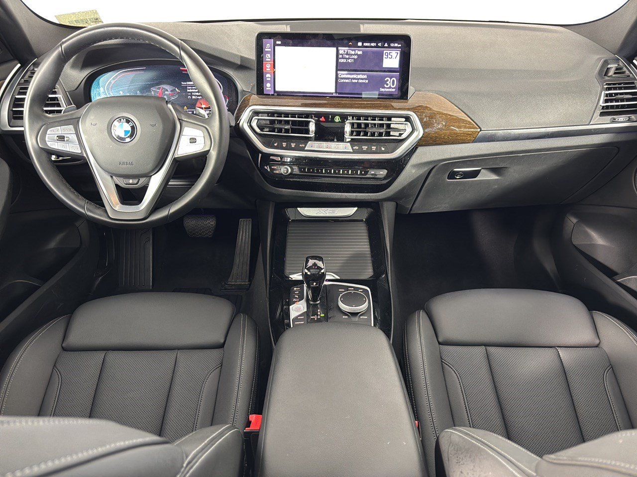 Used 2023 BMW X3 xDrive30i w/ Premium Package w/ZPA AWD/4WD image 17