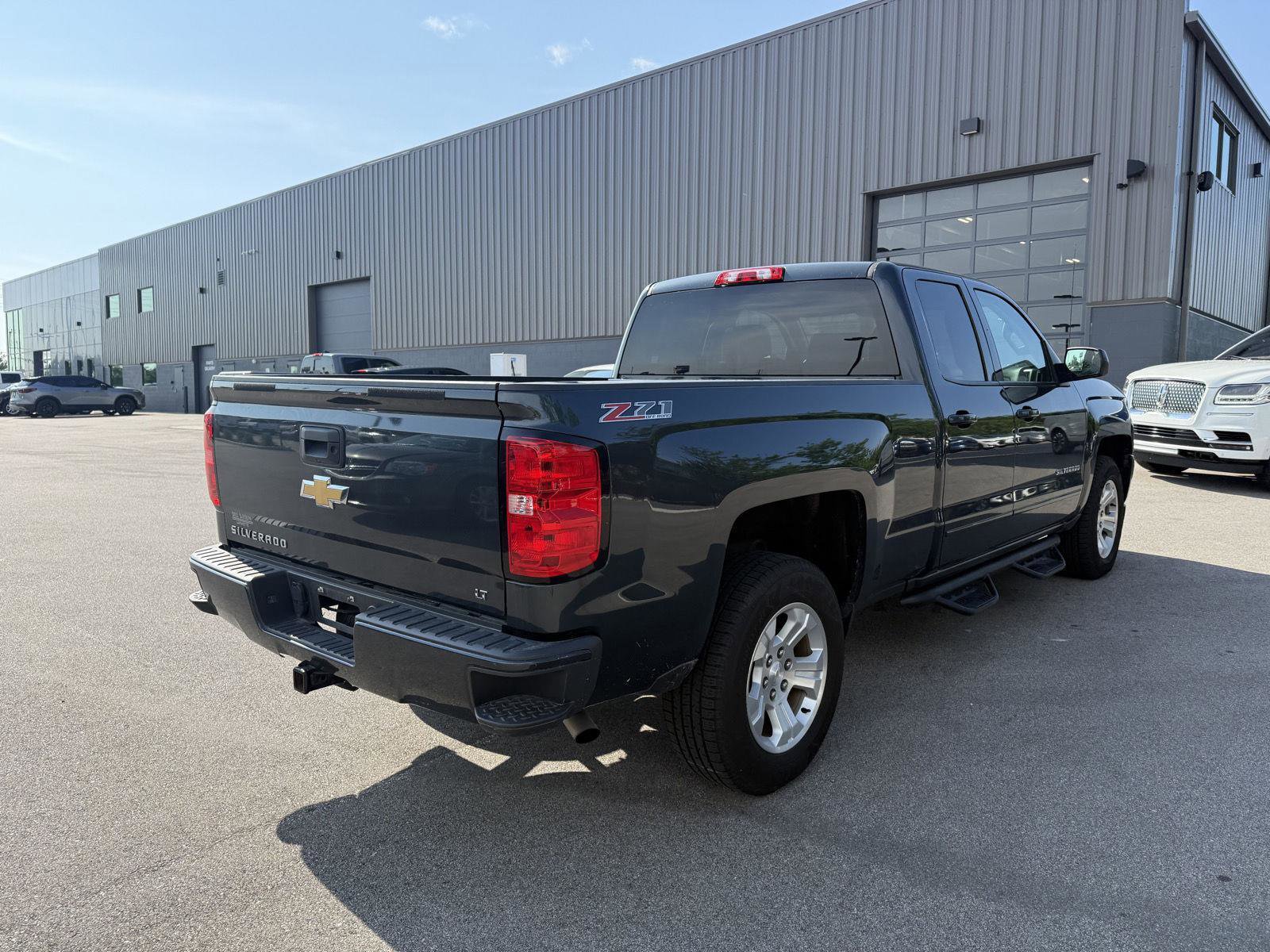 Used 2017 Chevrolet Silverado 1500 LT w/ All Star Edition AWD/4WD image 3