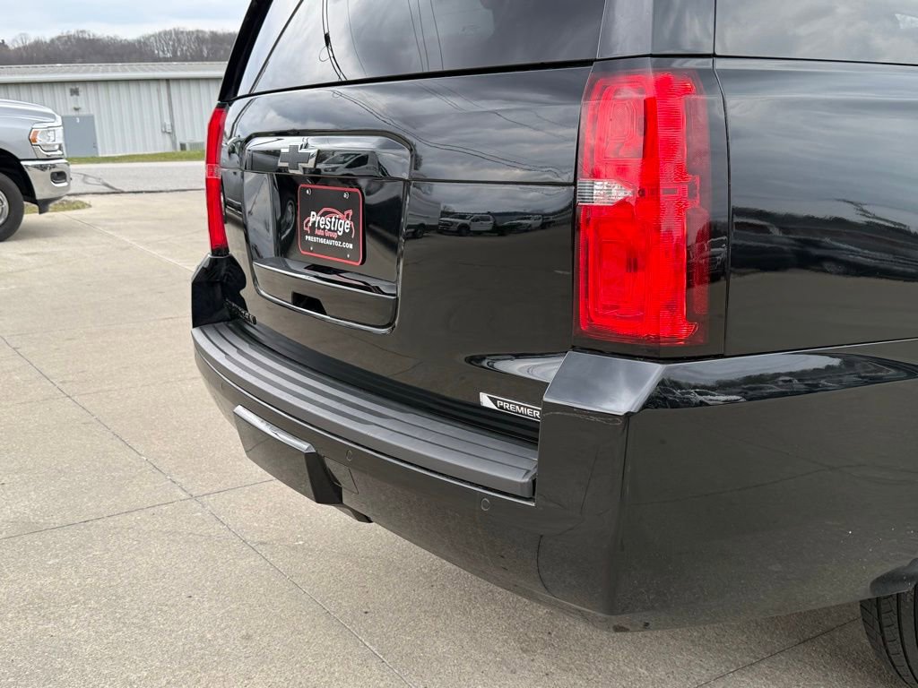 Used 2018 Chevrolet Suburban Premier AWD/4WD image 21
