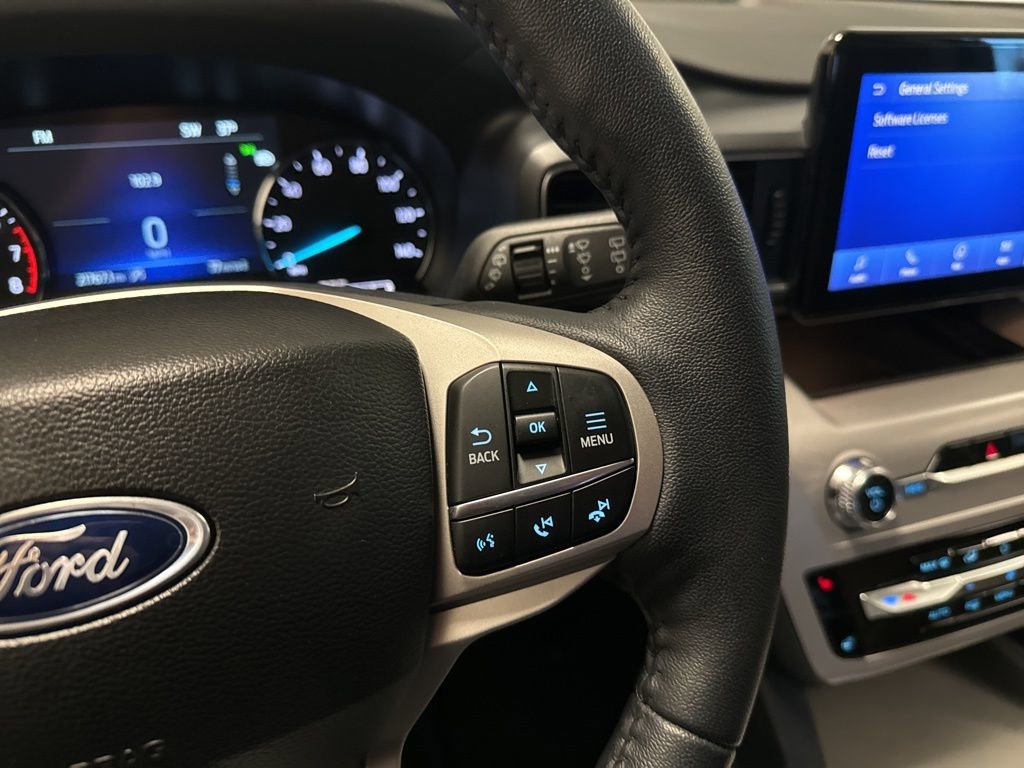 Used 2023 Ford Explorer XLT w/ Equipment Group 202A image 40