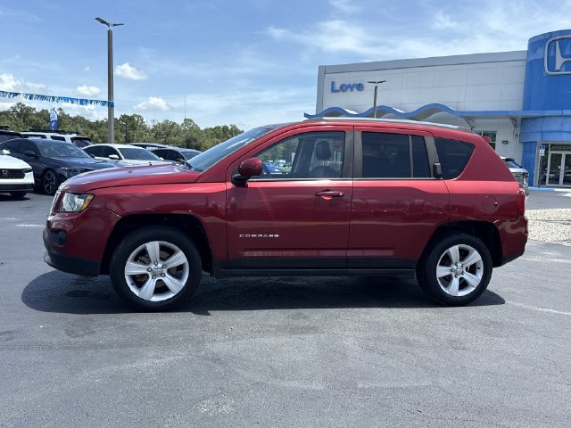 Used 2014 Jeep Compass Latitude FWD image 11